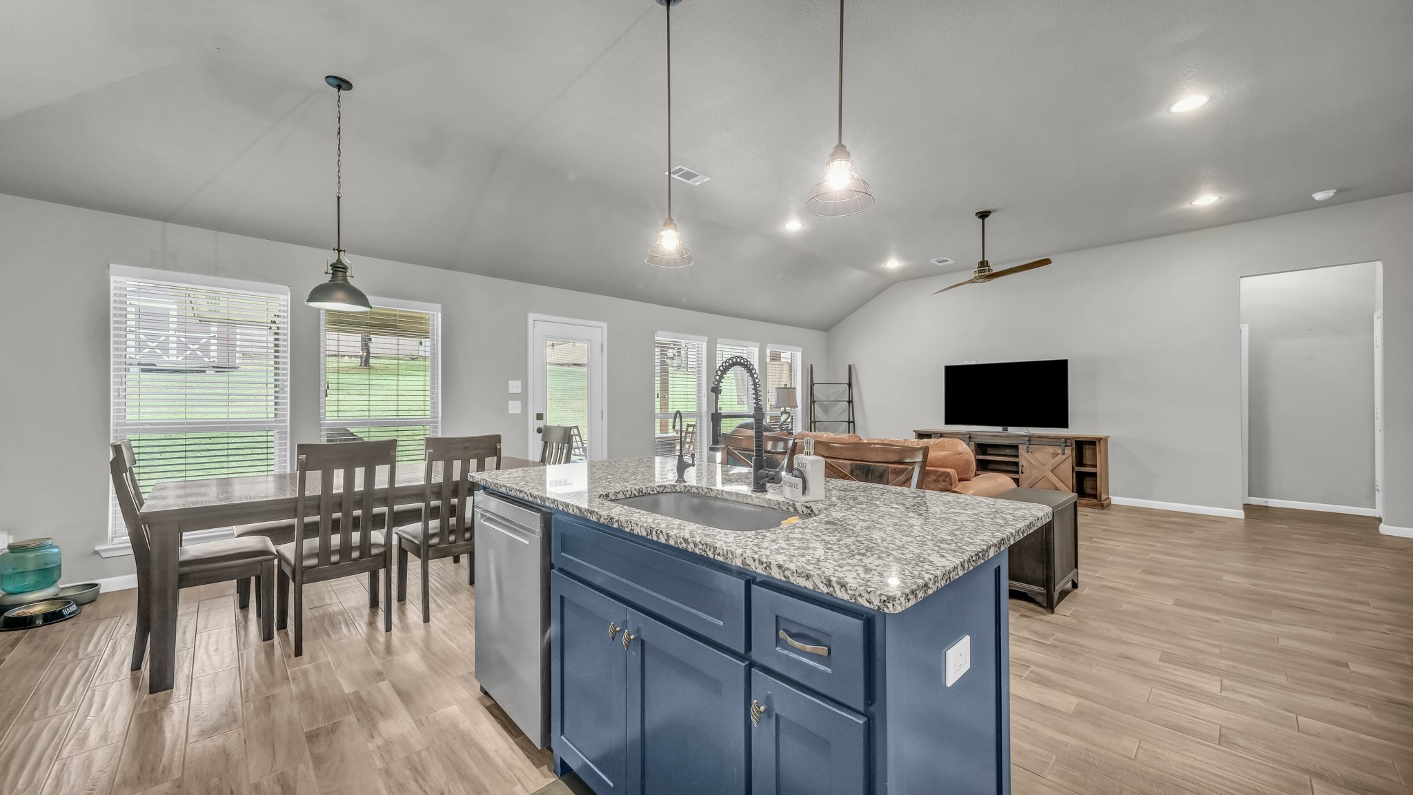 8928 Holt Street Lakeside TX 76135