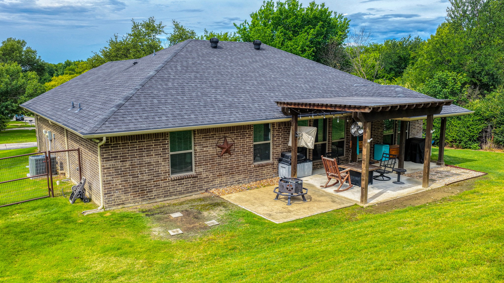 8928 Holt Street Lakeside TX 76135