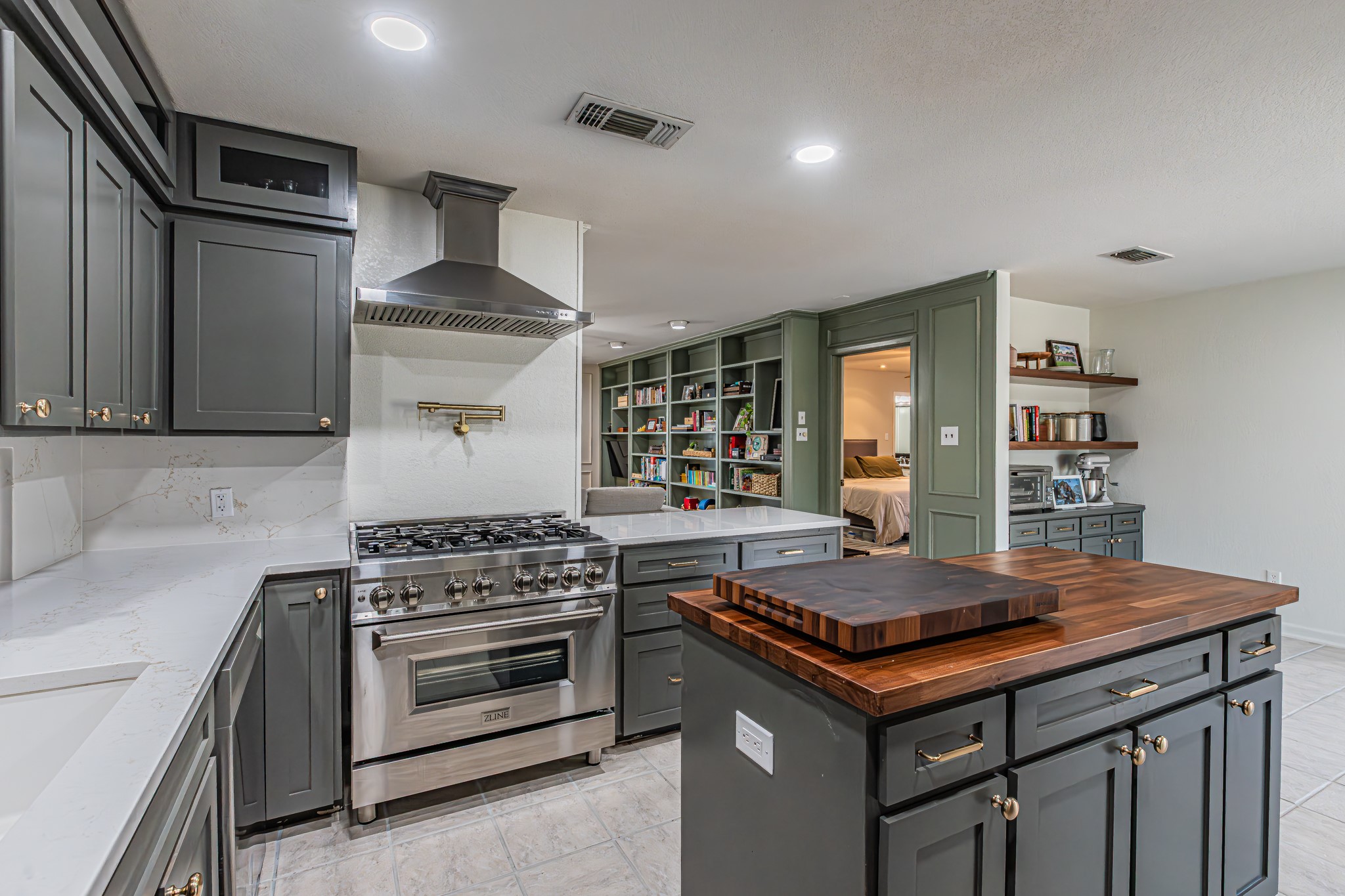18 Crosslands Road Benbrook TX 76132