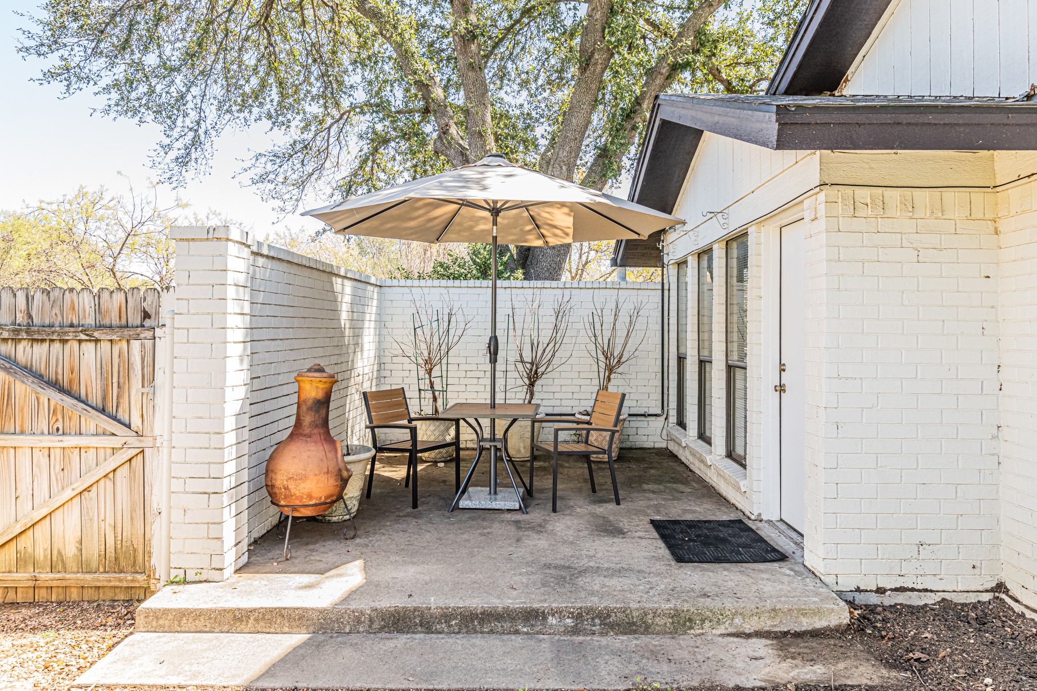 18 Crosslands Road Benbrook TX 76132