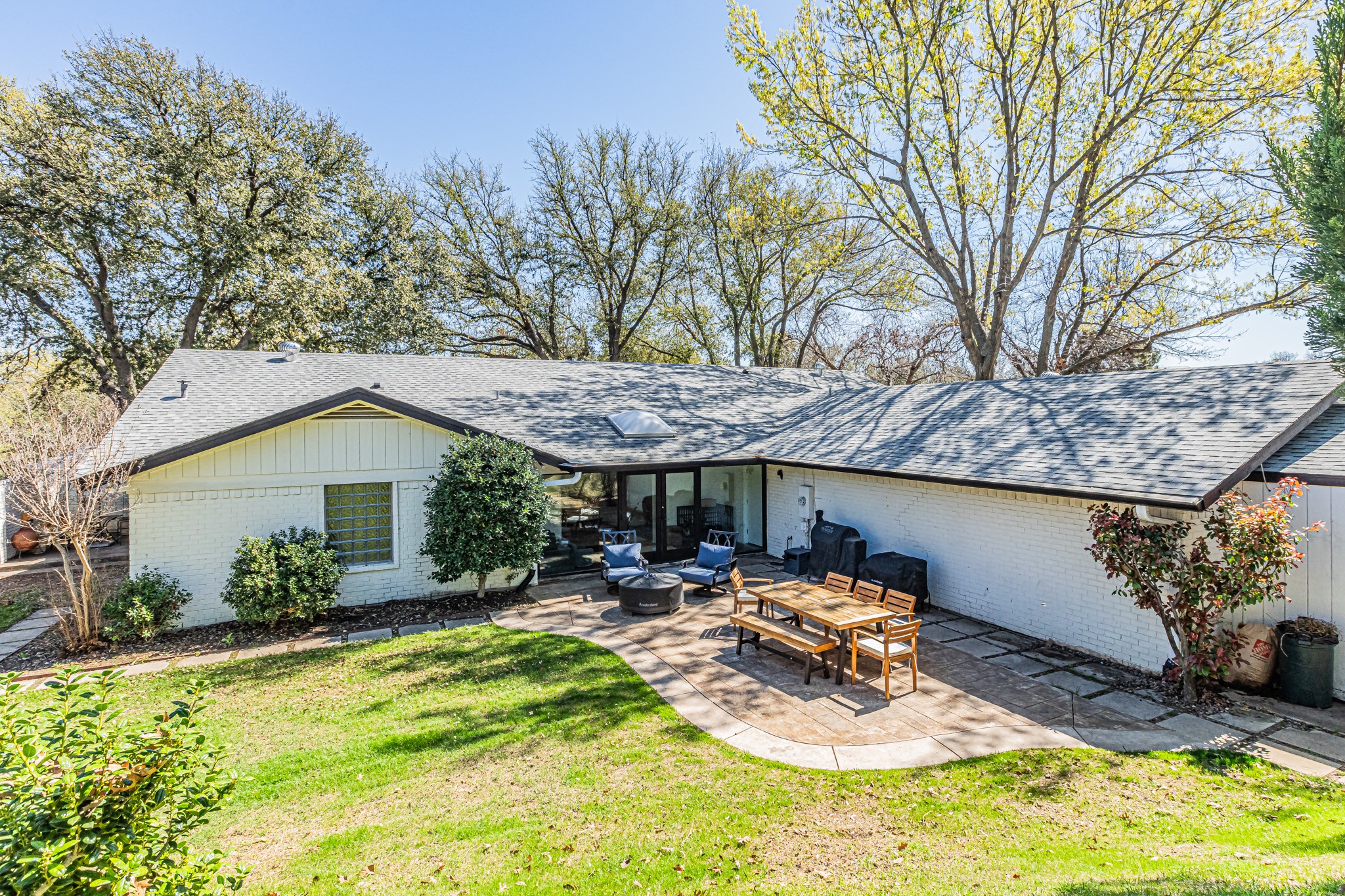18 Crosslands Road Benbrook TX 76132