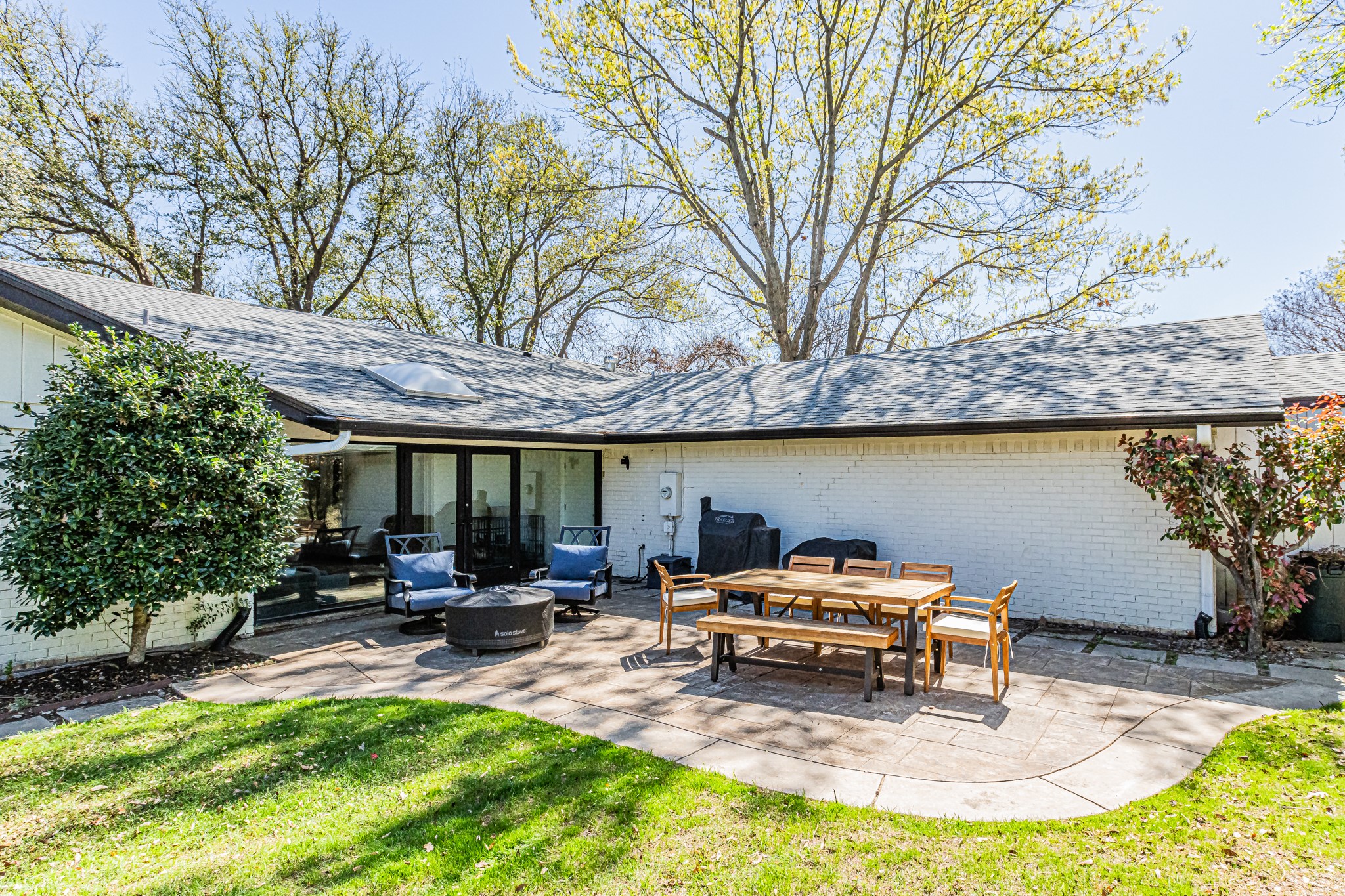 18 Crosslands Road Benbrook TX 76132
