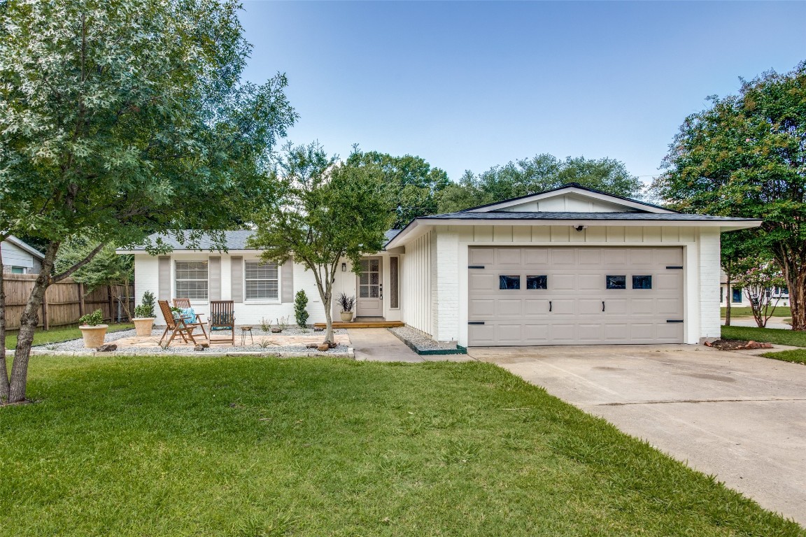 8633 Kingspoint Drive Dallas TX 75238