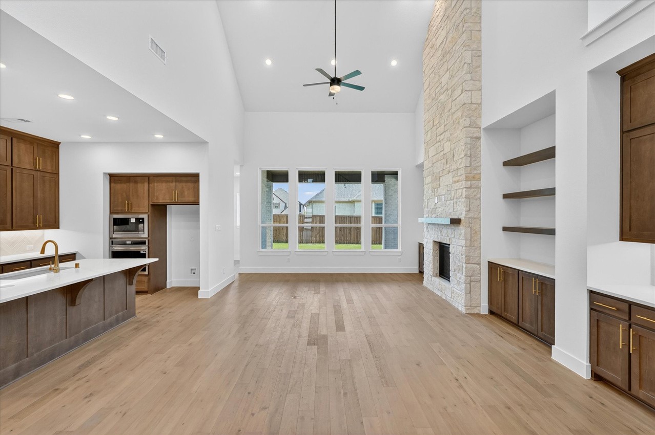 4303 Silver Spur Court Aubrey TX 76227