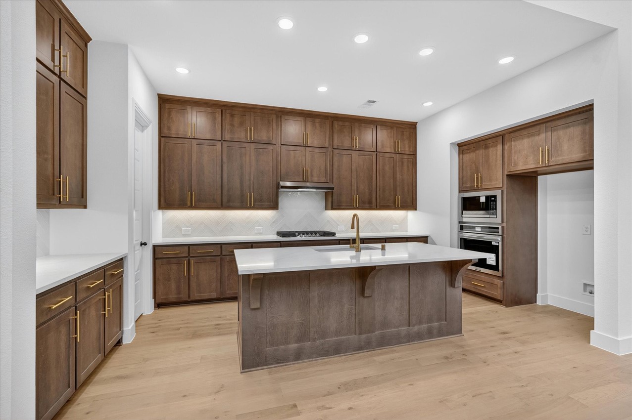 4303 Silver Spur Court Aubrey TX 76227