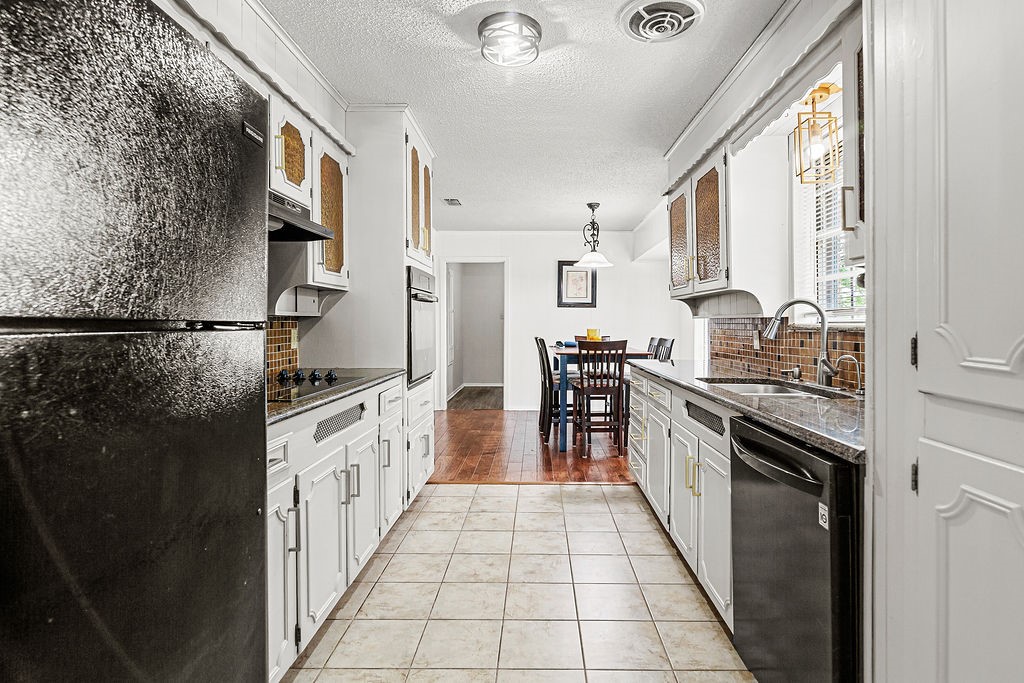 4300 Barcelona Drive Fort Worth TX 76133