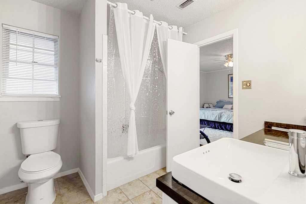 4300 Barcelona Drive Fort Worth TX 76133