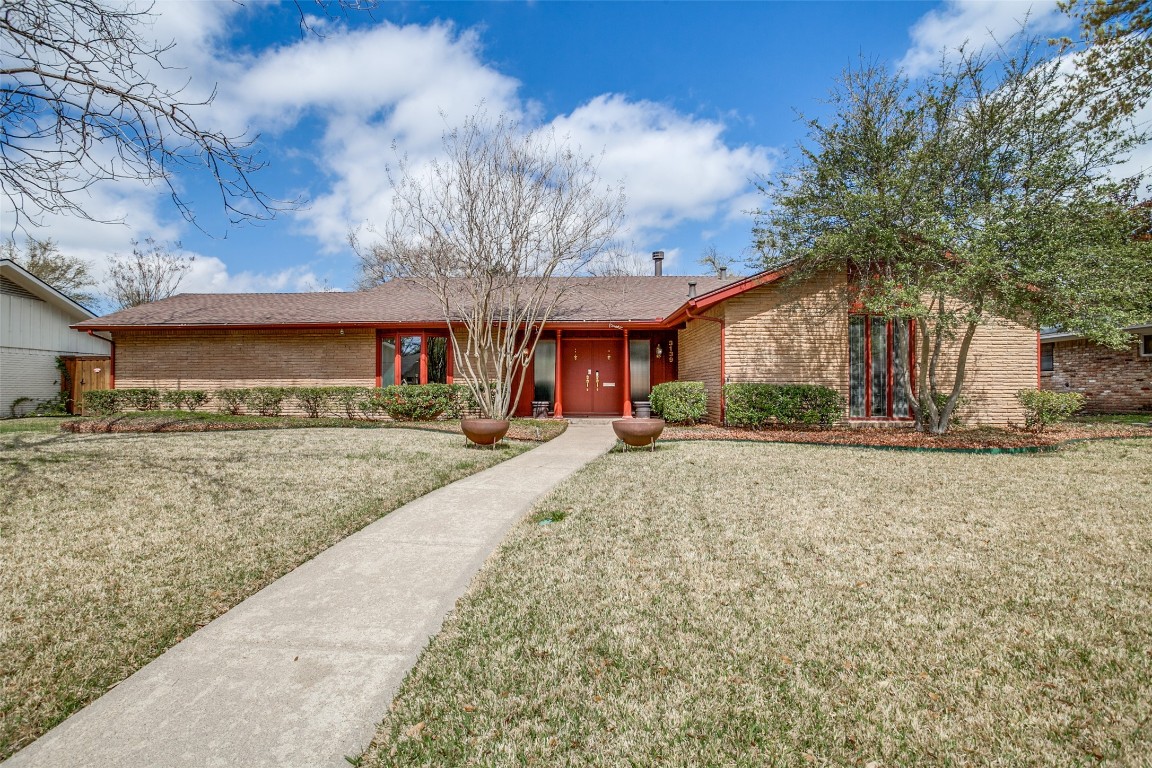 3139 Whirlaway Road Dallas TX 75229