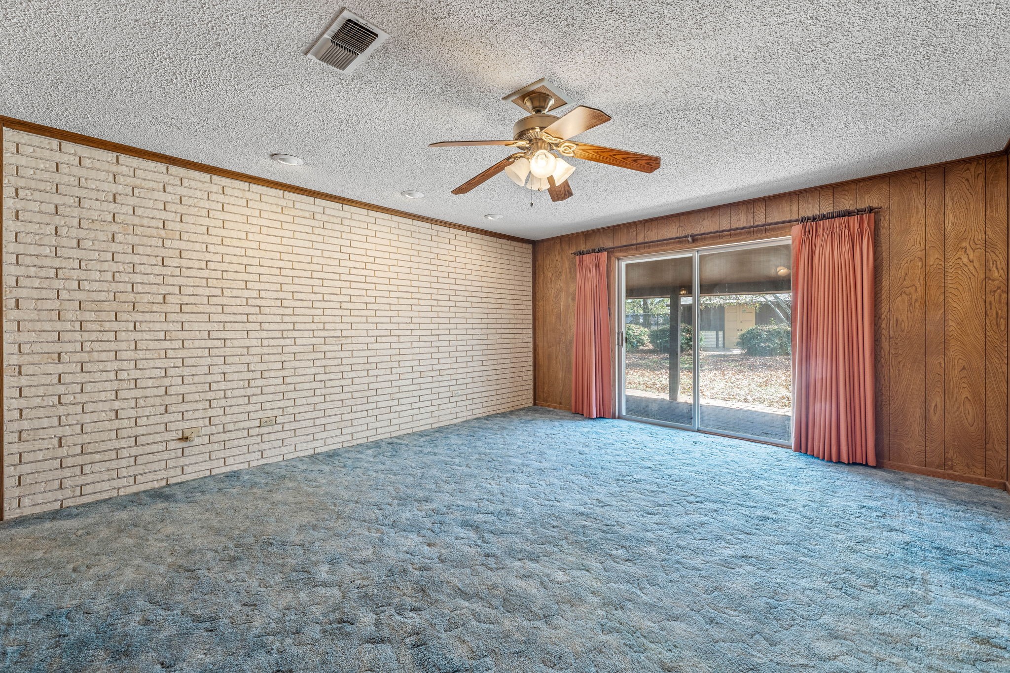 801 S Texas Street De Leon TX 76444