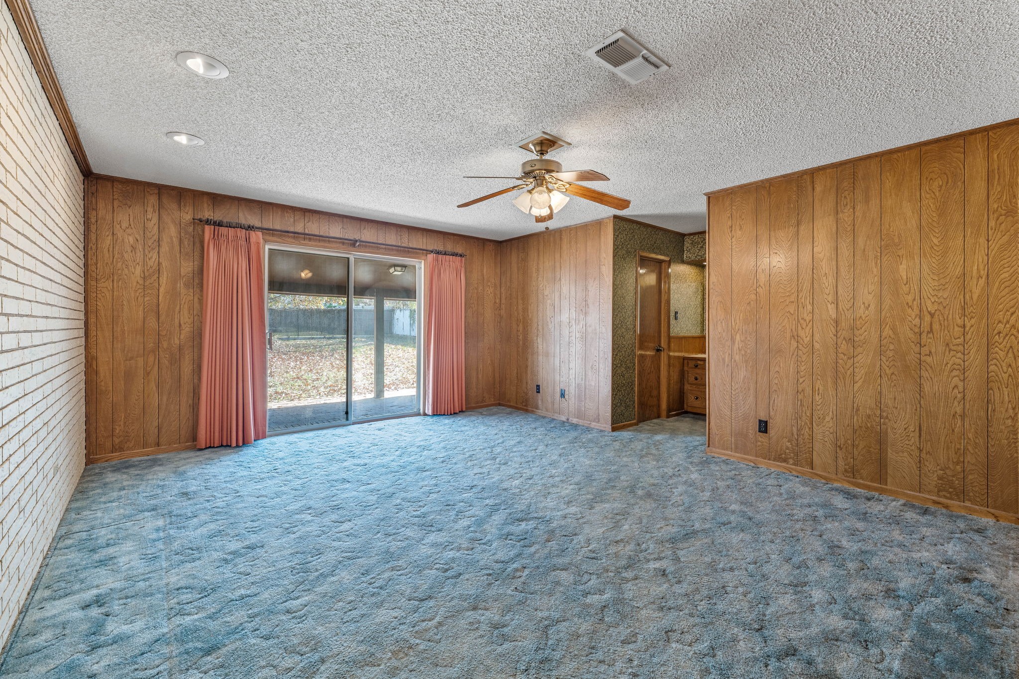 801 S Texas Street De Leon TX 76444
