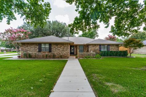 930 Glacier Lane Grapevine TX 76051