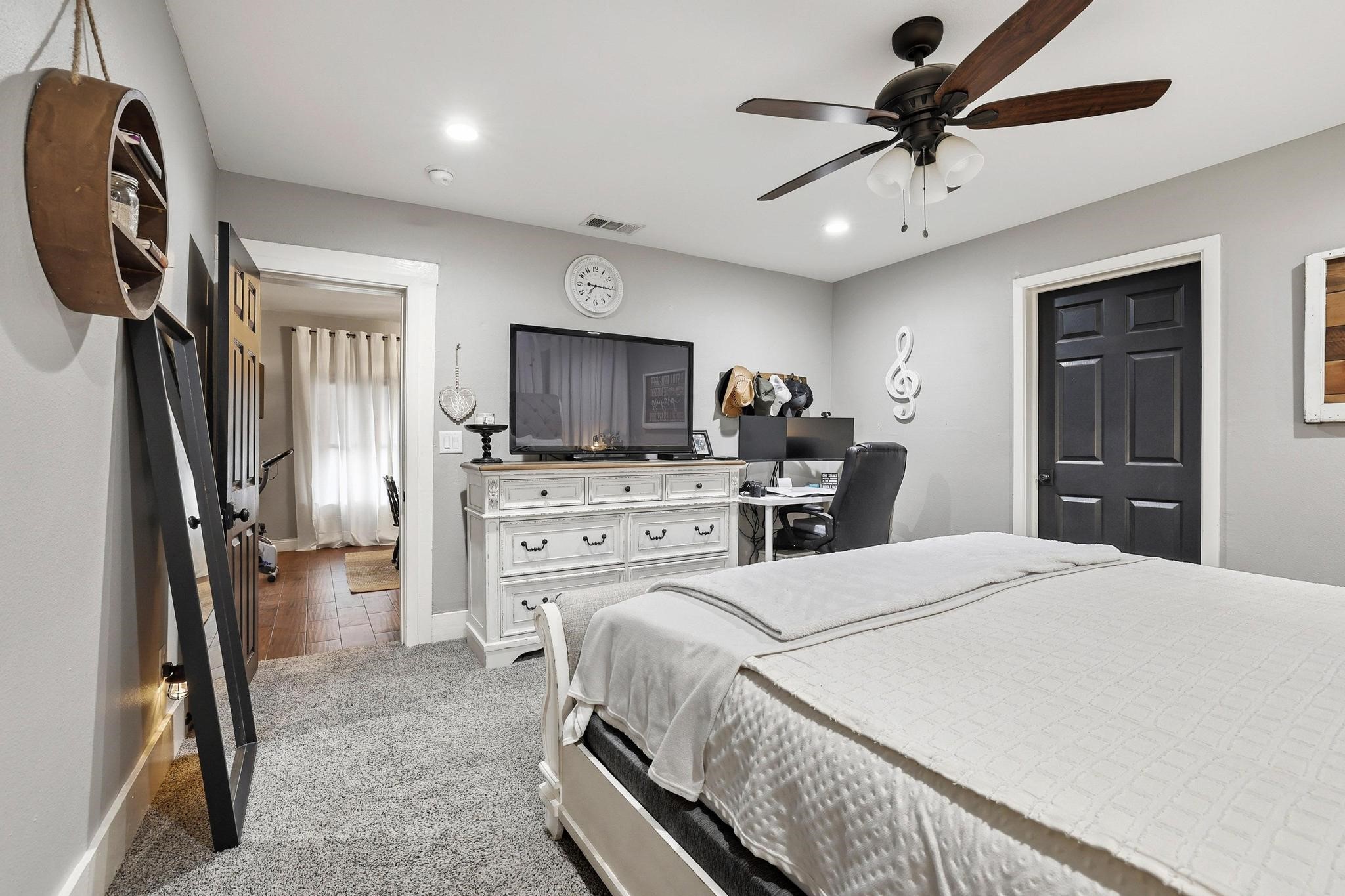 113 W Morton Street Denison TX 75021