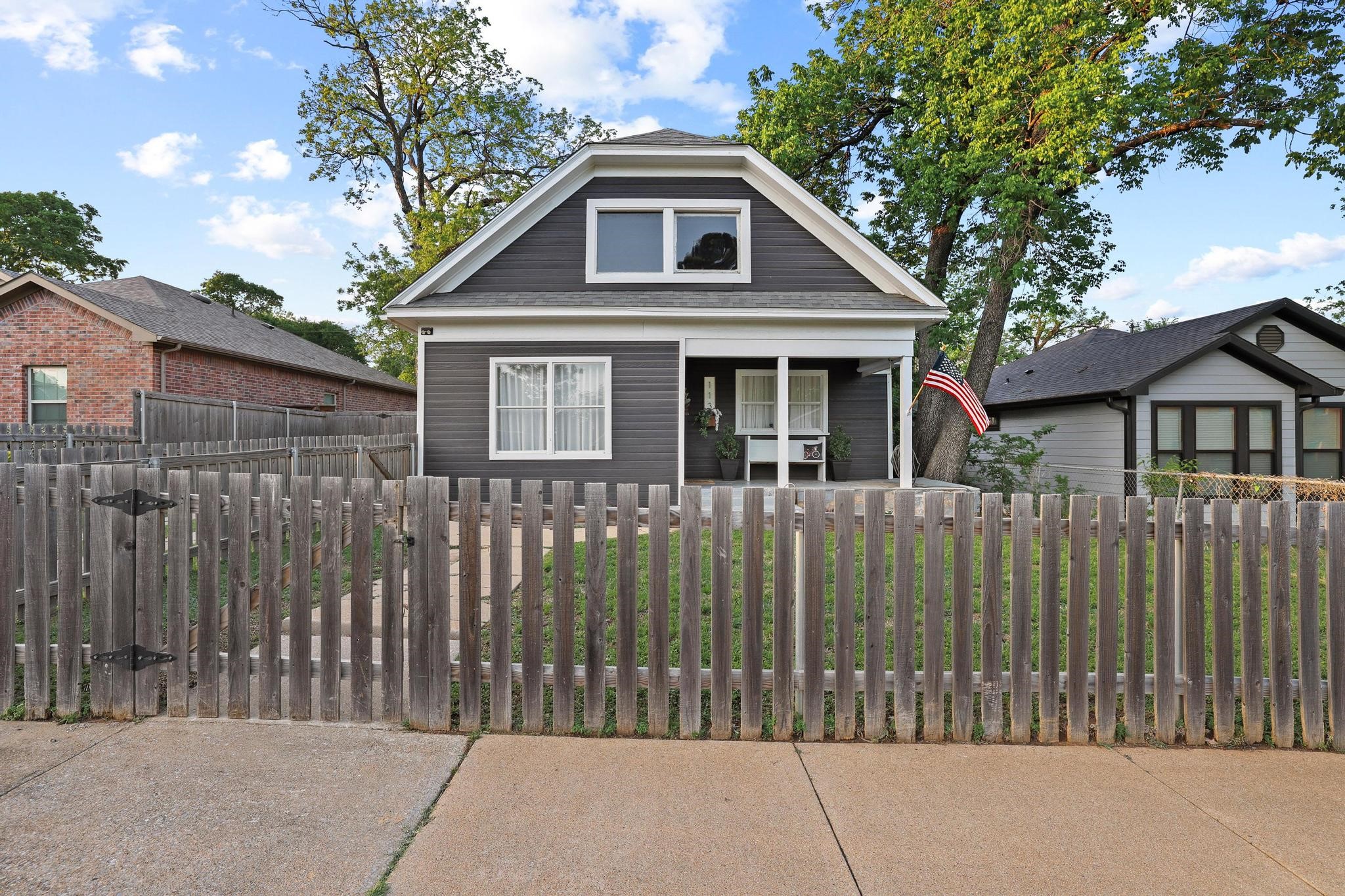 113 W Morton Street Denison TX 75021