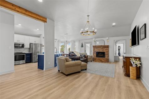 501 Wood Drive Gunter TX 75058