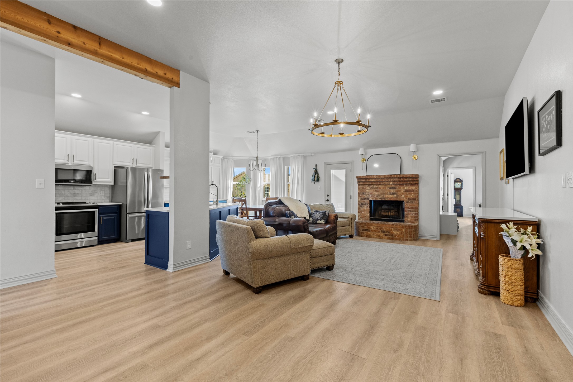 501 Wood Drive Gunter TX 75058