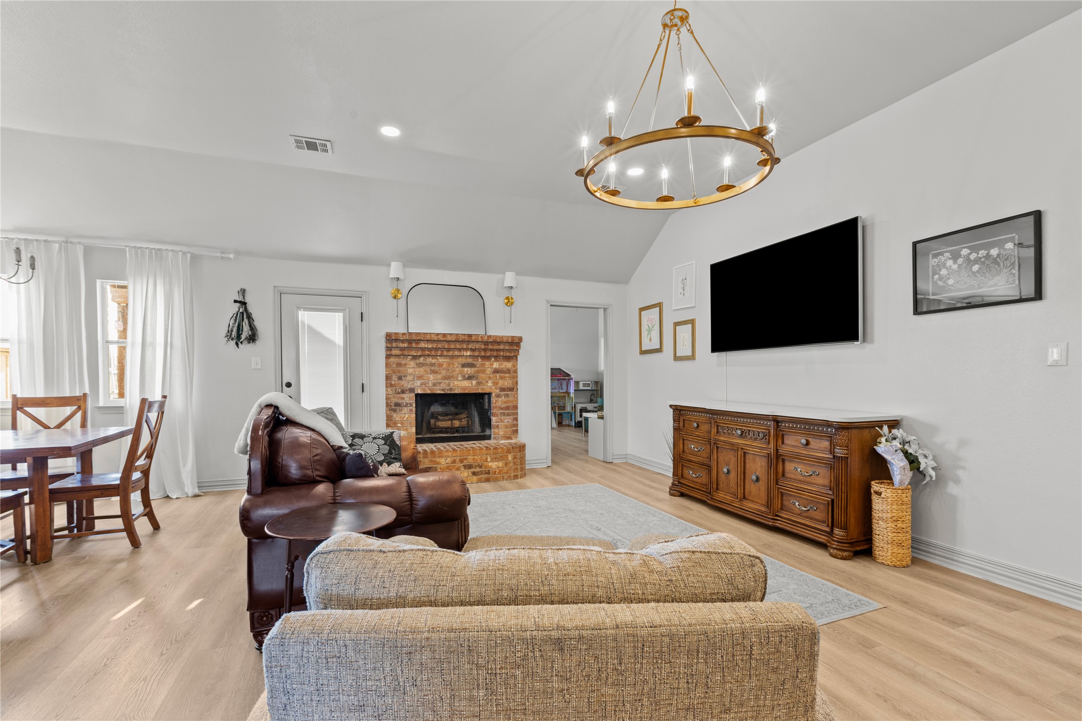 501 Wood Drive Gunter TX 75058