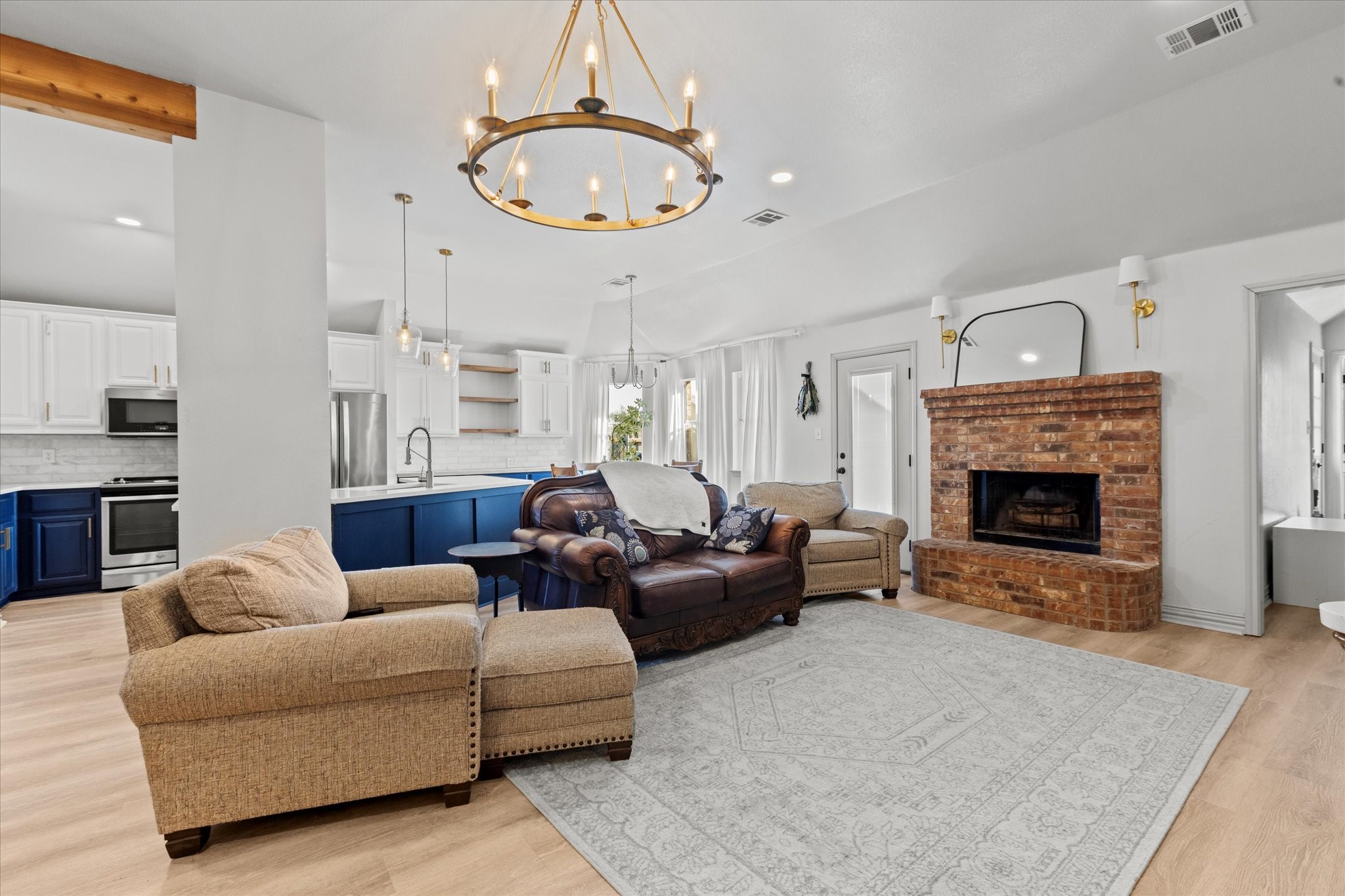 501 Wood Drive Gunter TX 75058