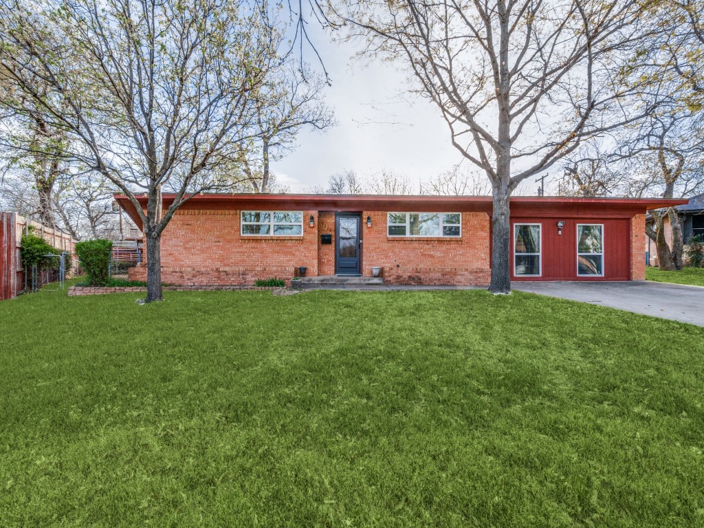 3310 Springwood Place Dallas TX 75233