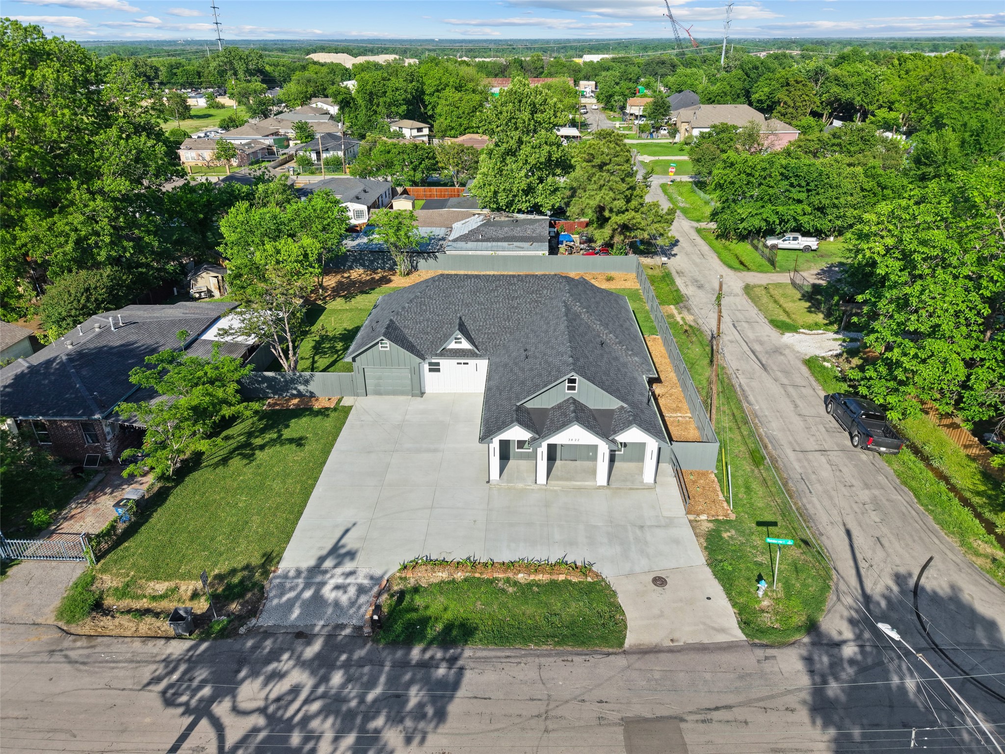 3822 Vandervort Drive Dallas TX 75216