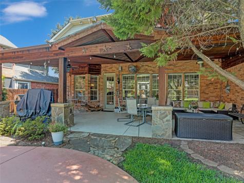 2017 Country Brook Lane Allen TX 75002