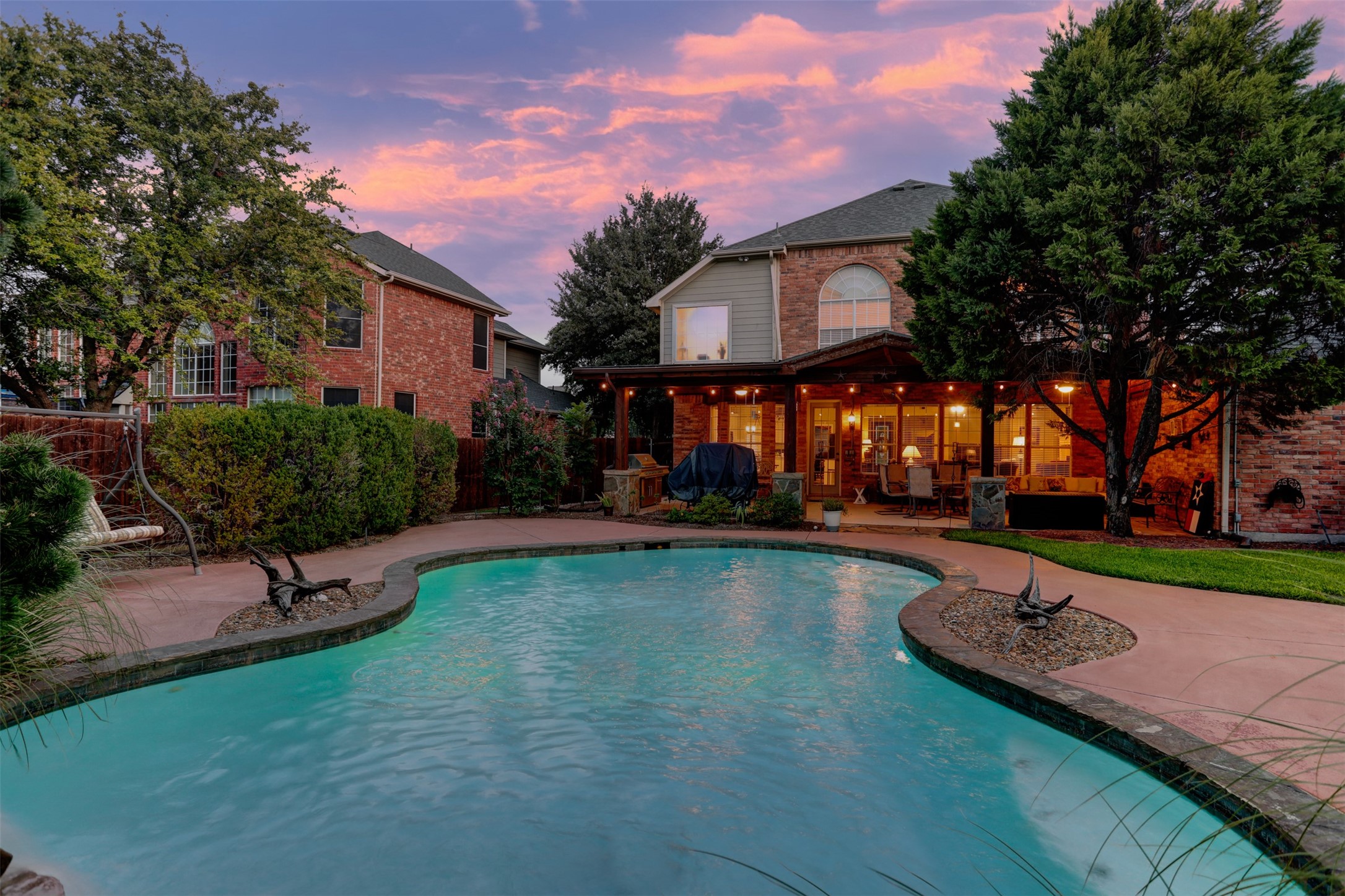 2017 Country Brook Lane Allen TX 75002