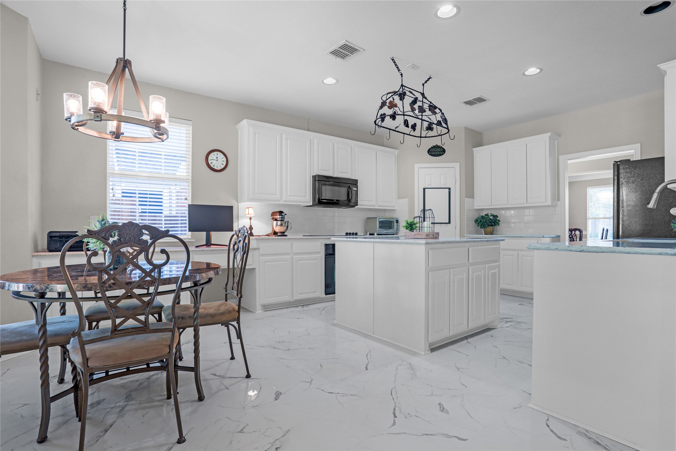 2017 Country Brook Lane Allen TX 75002