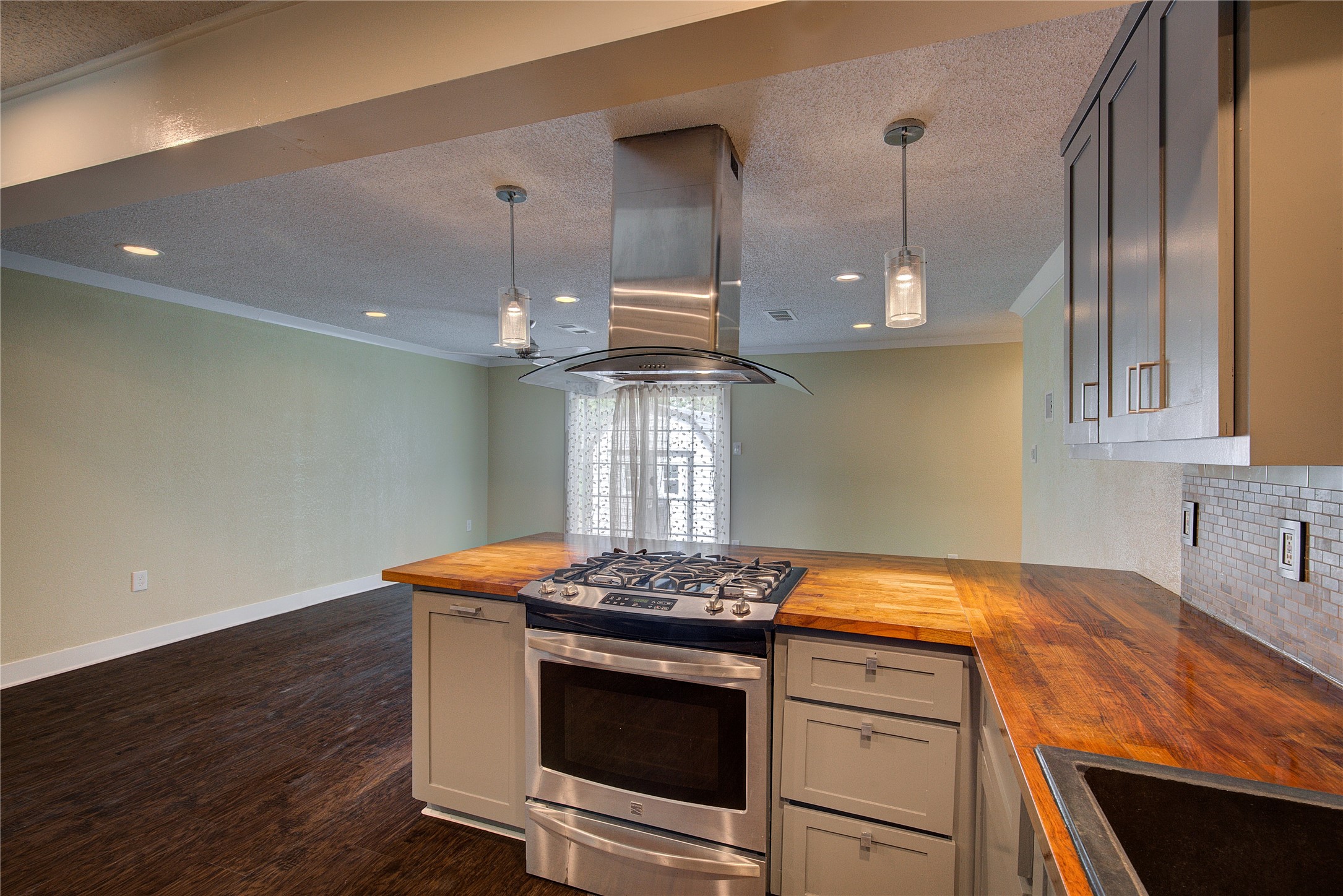 1507 Crestridge Drive Mesquite TX 75149