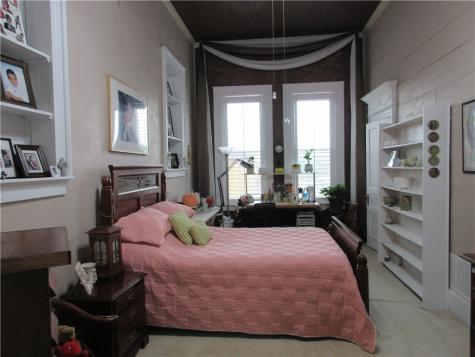 201 Live Oak Street Marlin TX 76661