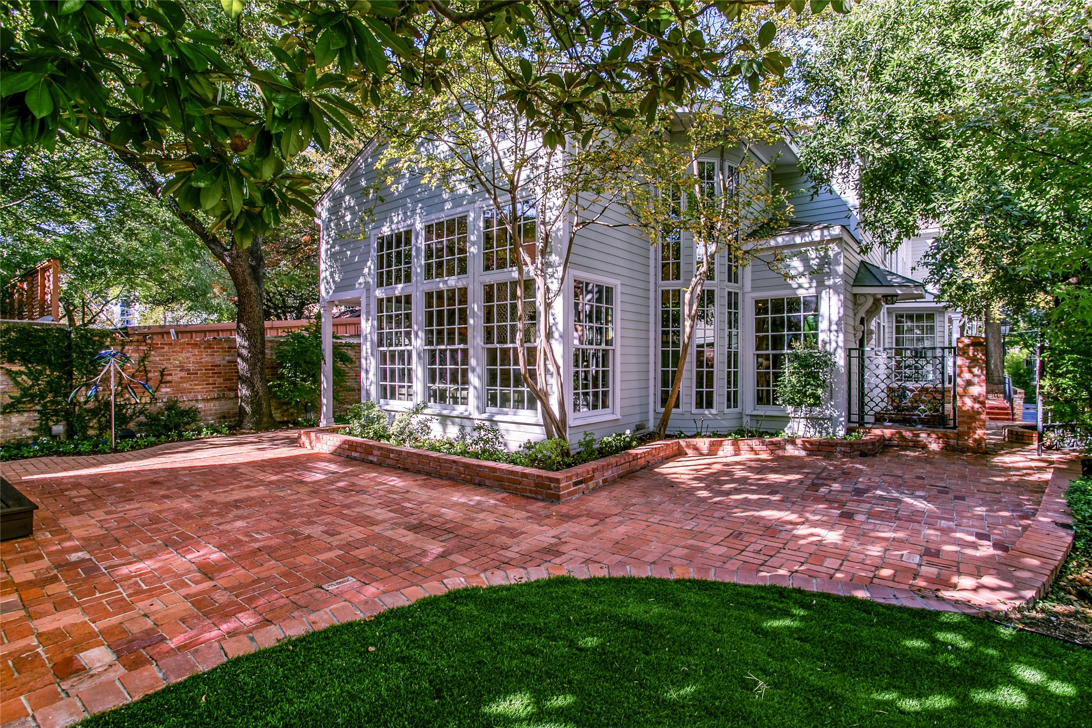 2916 Sale Street Dallas TX 75219