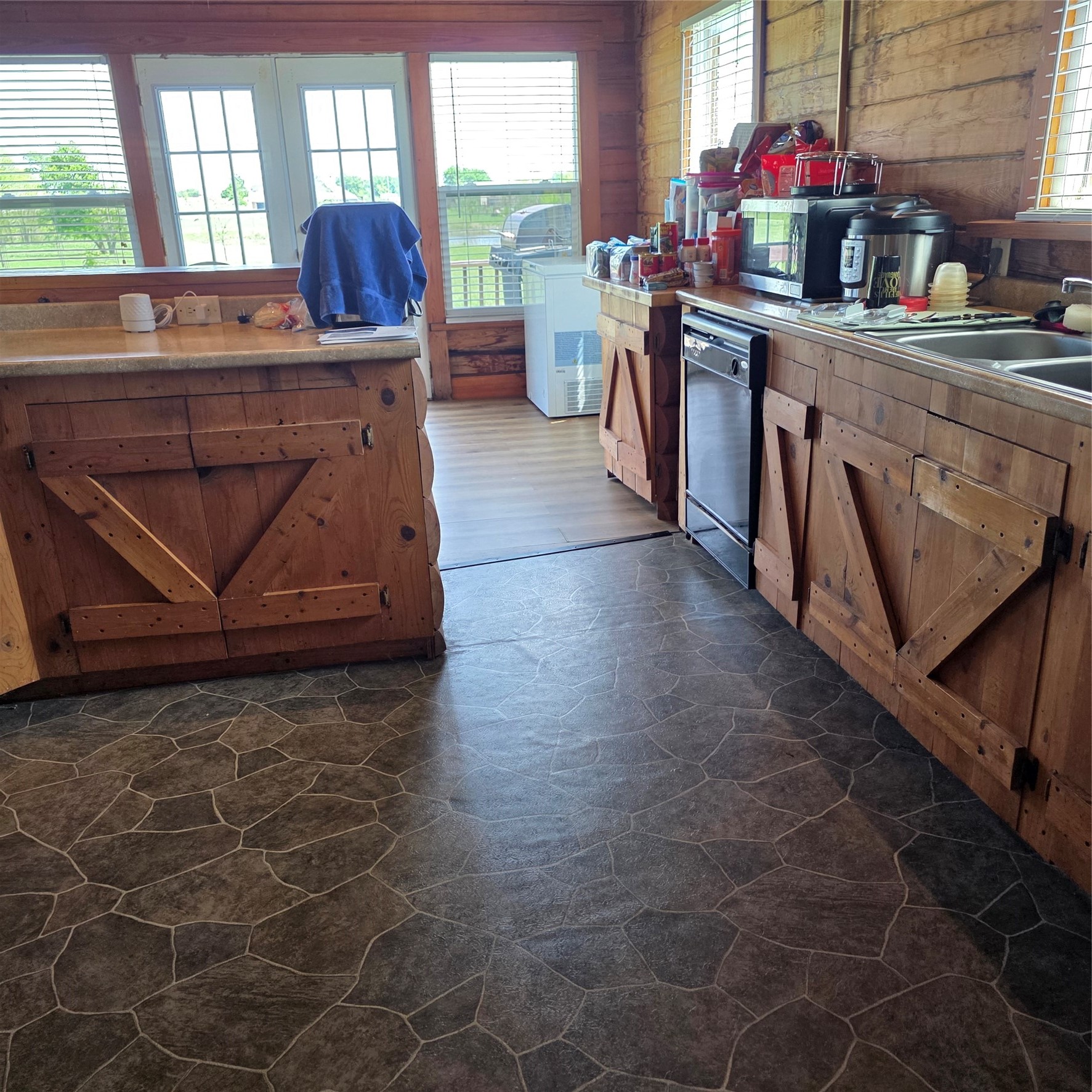 131 Hawk Ridge Road Decatur TX 76234