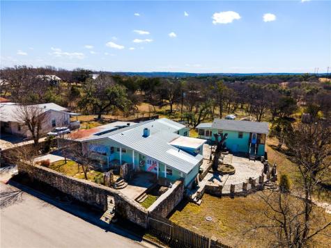 1114 W 3rd Street Lampasas TX 76550