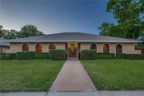 1701 Clear Point Drive Garland TX 75041