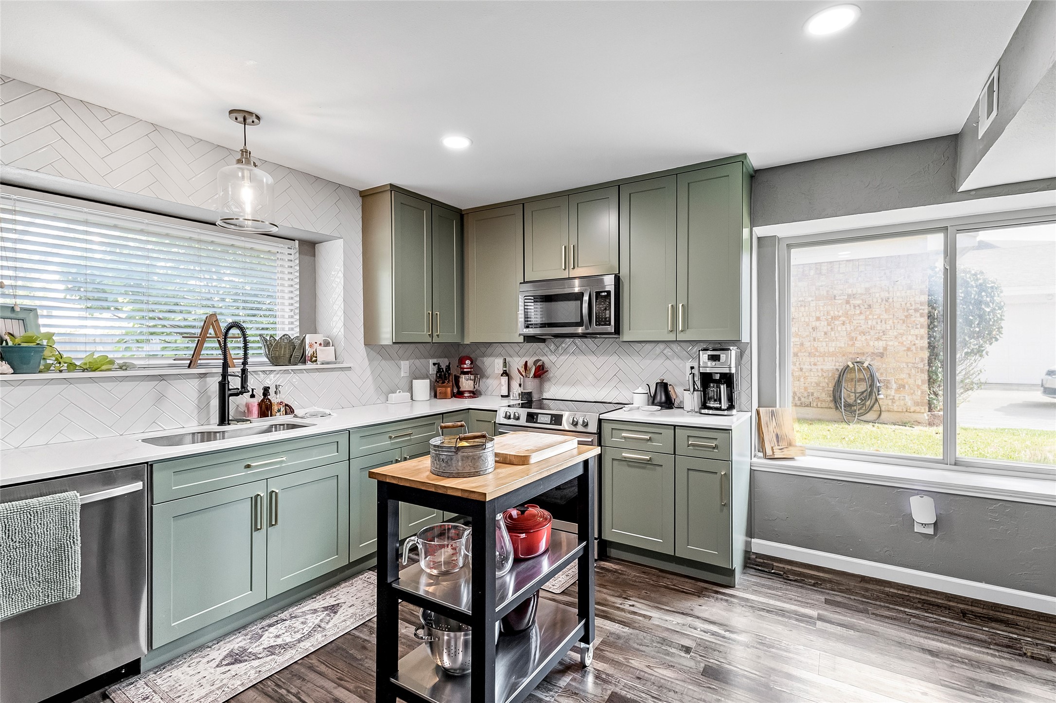2405 Thistle Court Euless TX 76039