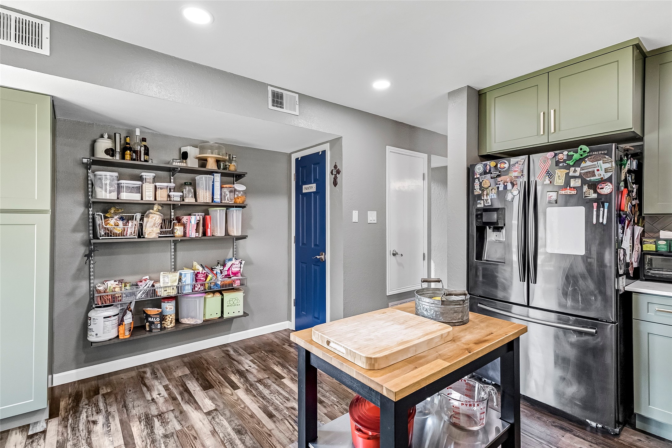 2405 Thistle Court Euless TX 76039