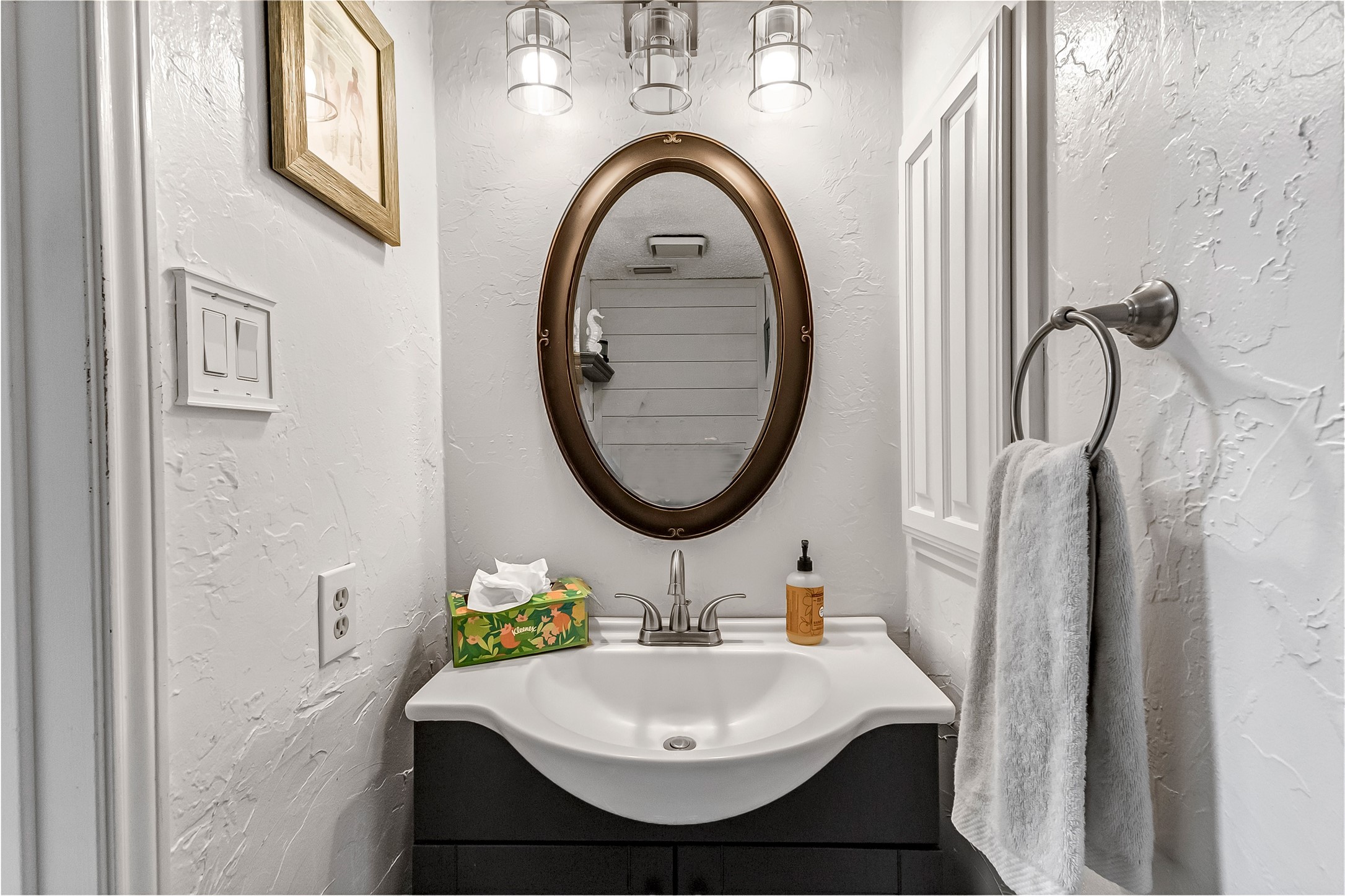 2405 Thistle Court Euless TX 76039