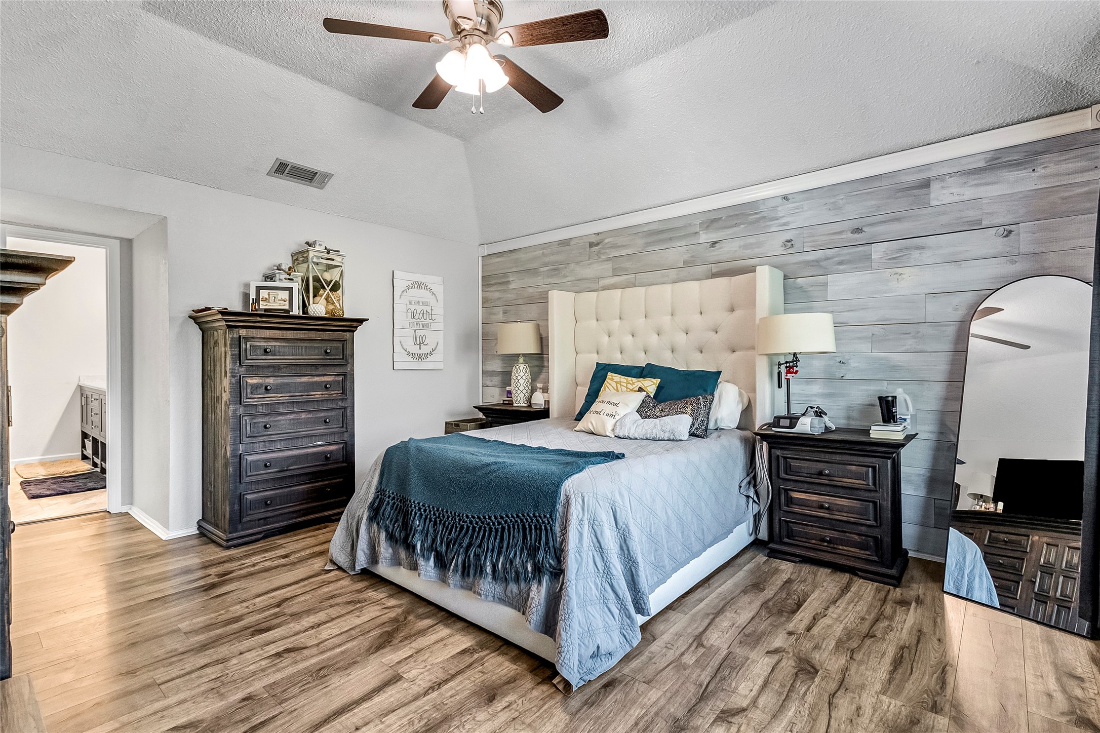 2405 Thistle Court Euless TX 76039