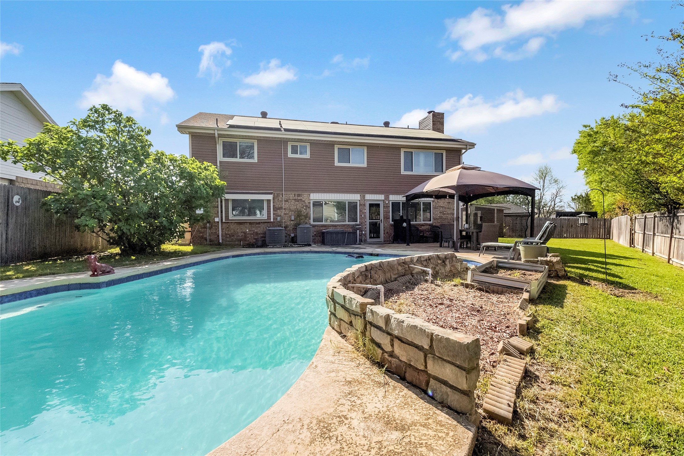 2405 Thistle Court Euless TX 76039