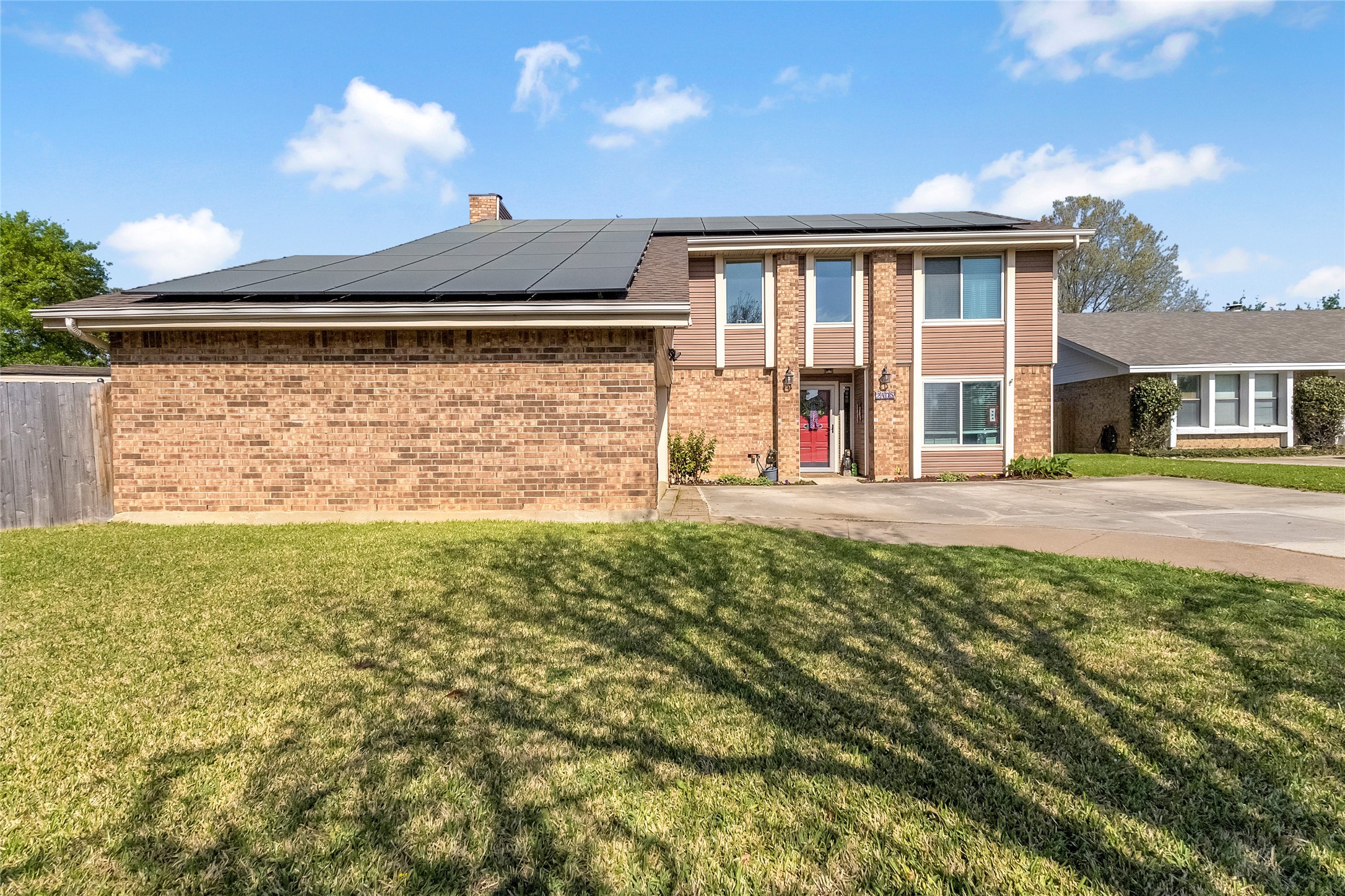 2405 Thistle Court Euless TX 76039
