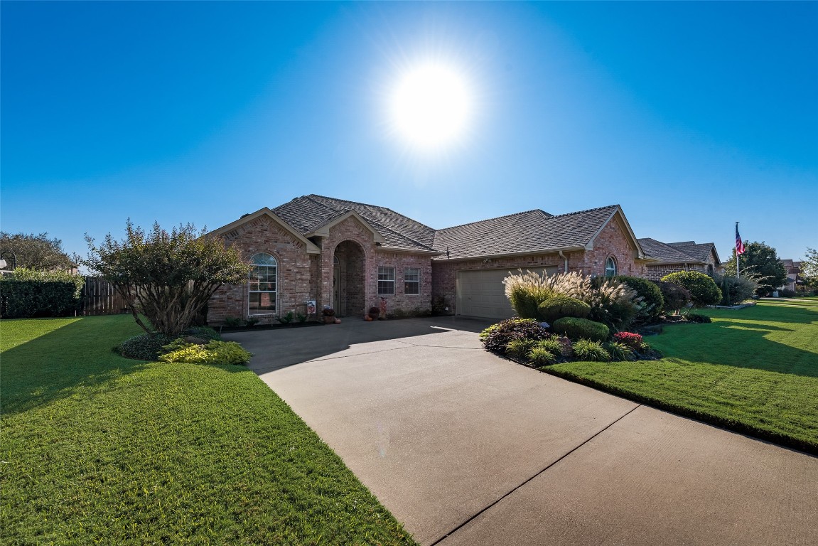 211 Nocona Drive Waxahachie TX 75165