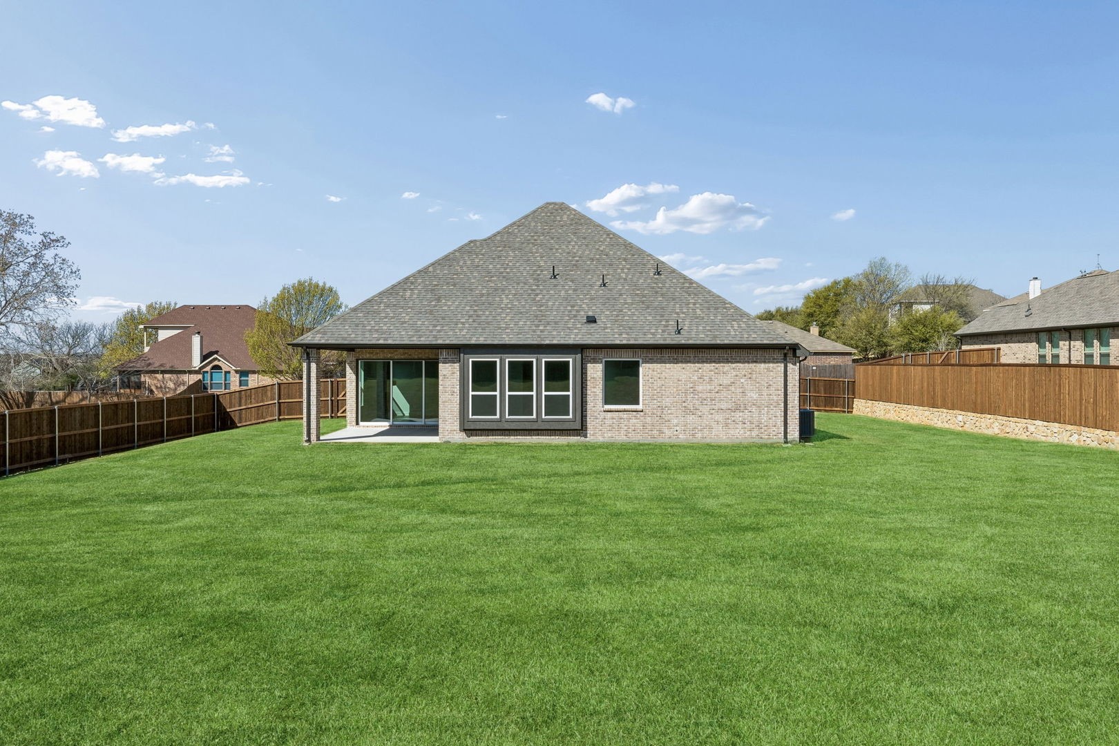 208 Bristol Lane Azle TX 76020