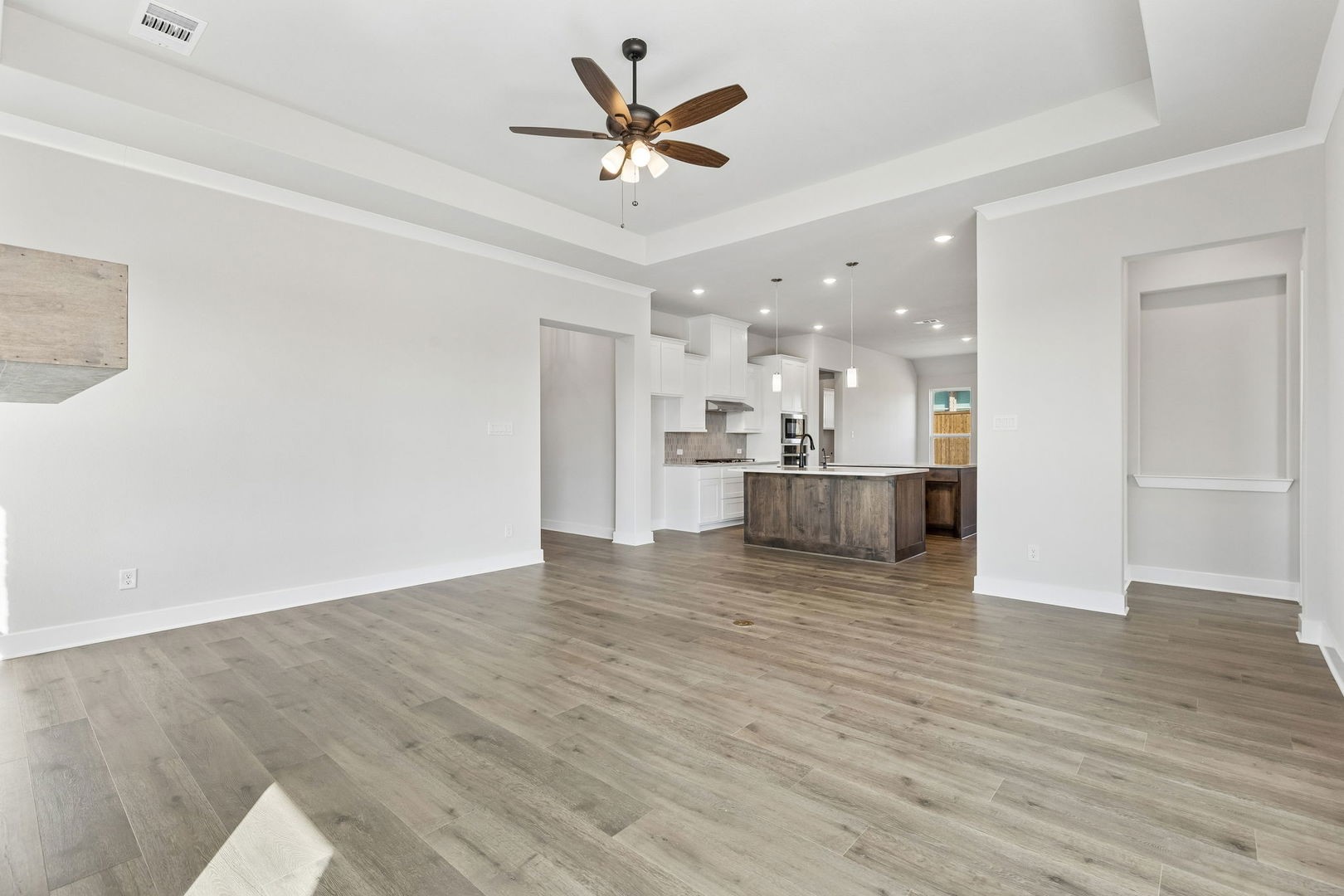 208 Bristol Lane Azle TX 76020