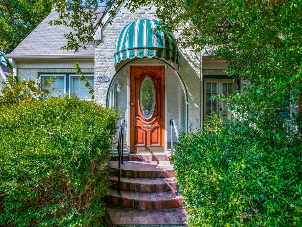 5543 Monticello Avenue Dallas TX 75206