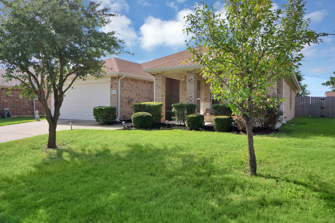 2721 Redwood Street Royse City TX 75189