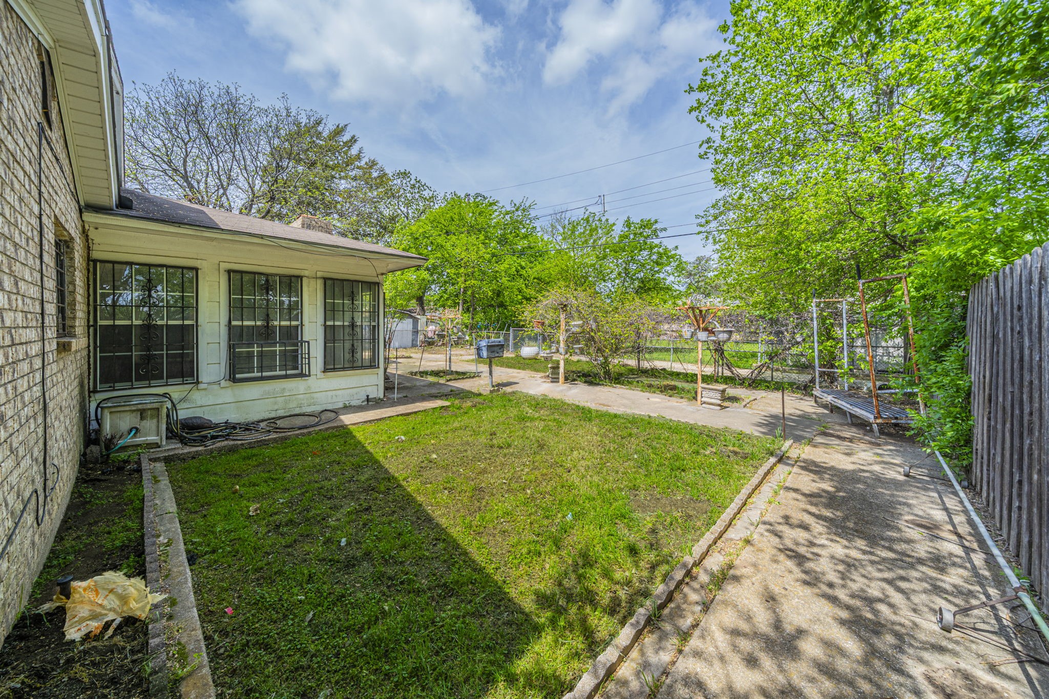 3903 Lovingood Drive Dallas TX 75241