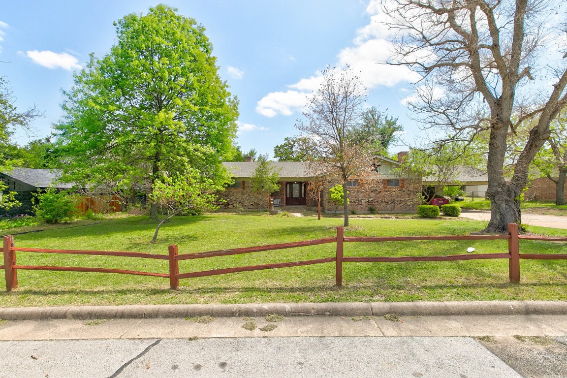 1008 Holden Street Glen Rose TX 76043