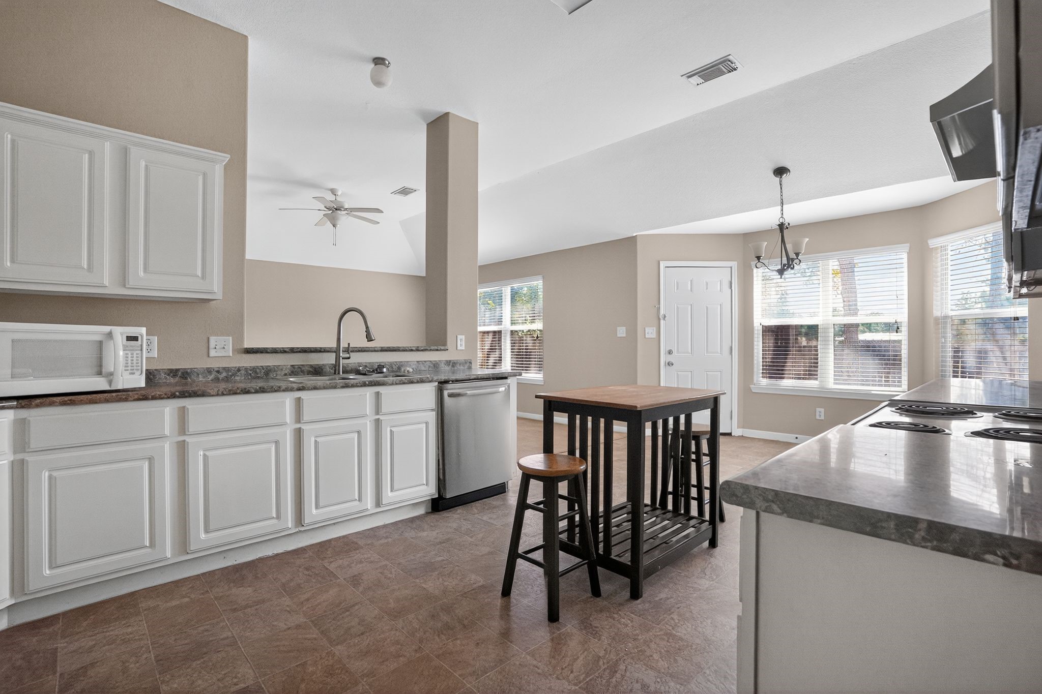 12040 Maverick Drive Willis TX 77378