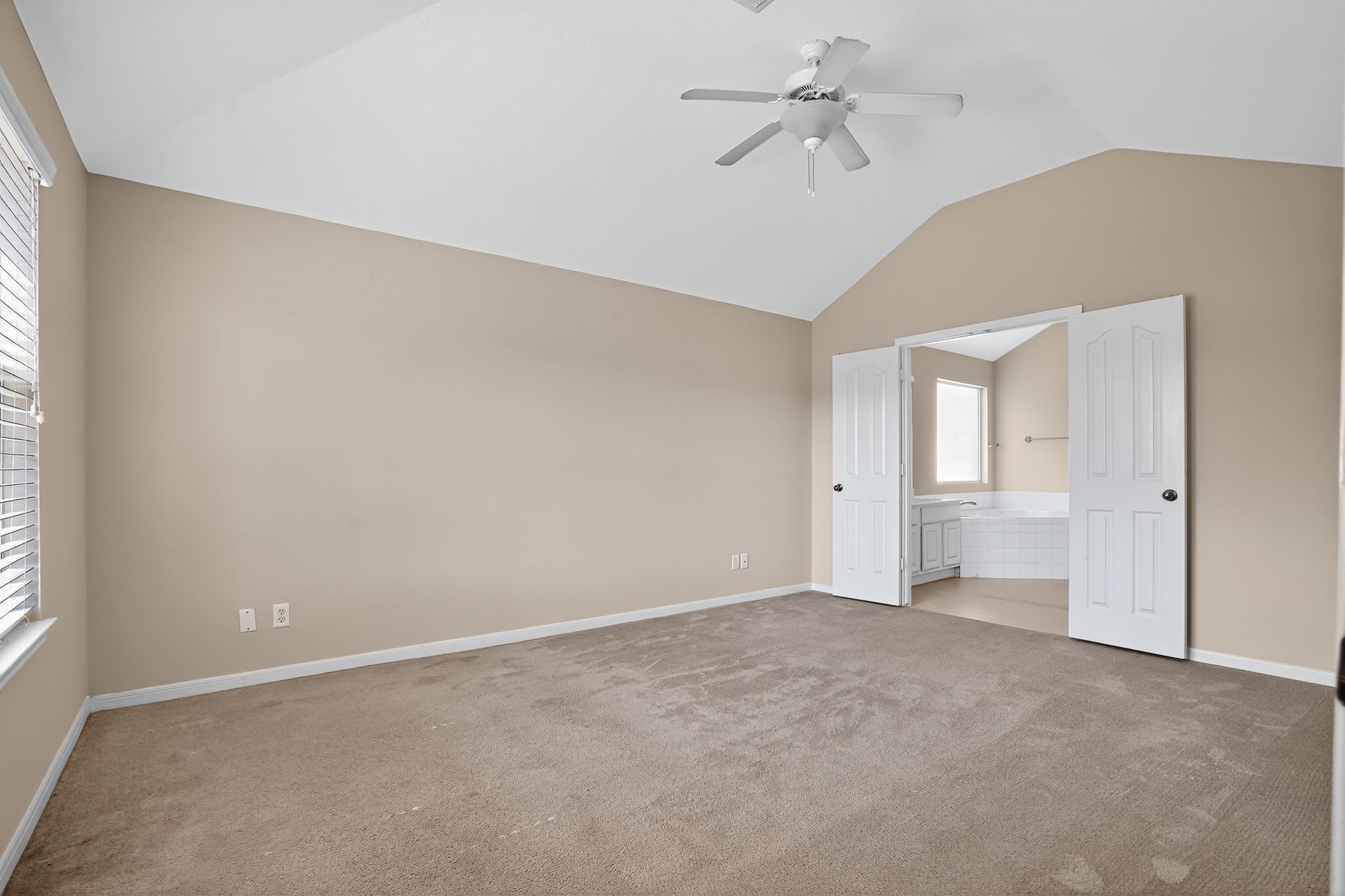 12040 Maverick Drive Willis TX 77378