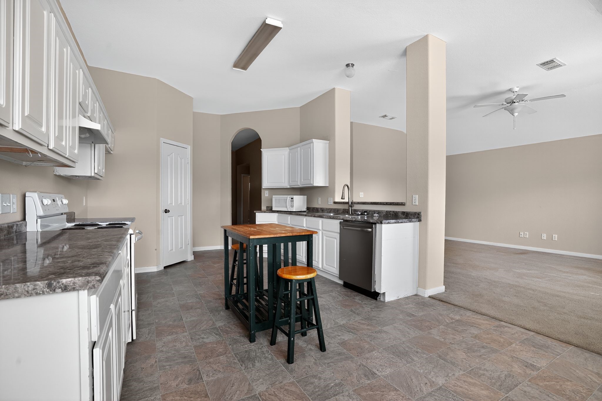 12040 Maverick Drive Willis TX 77378