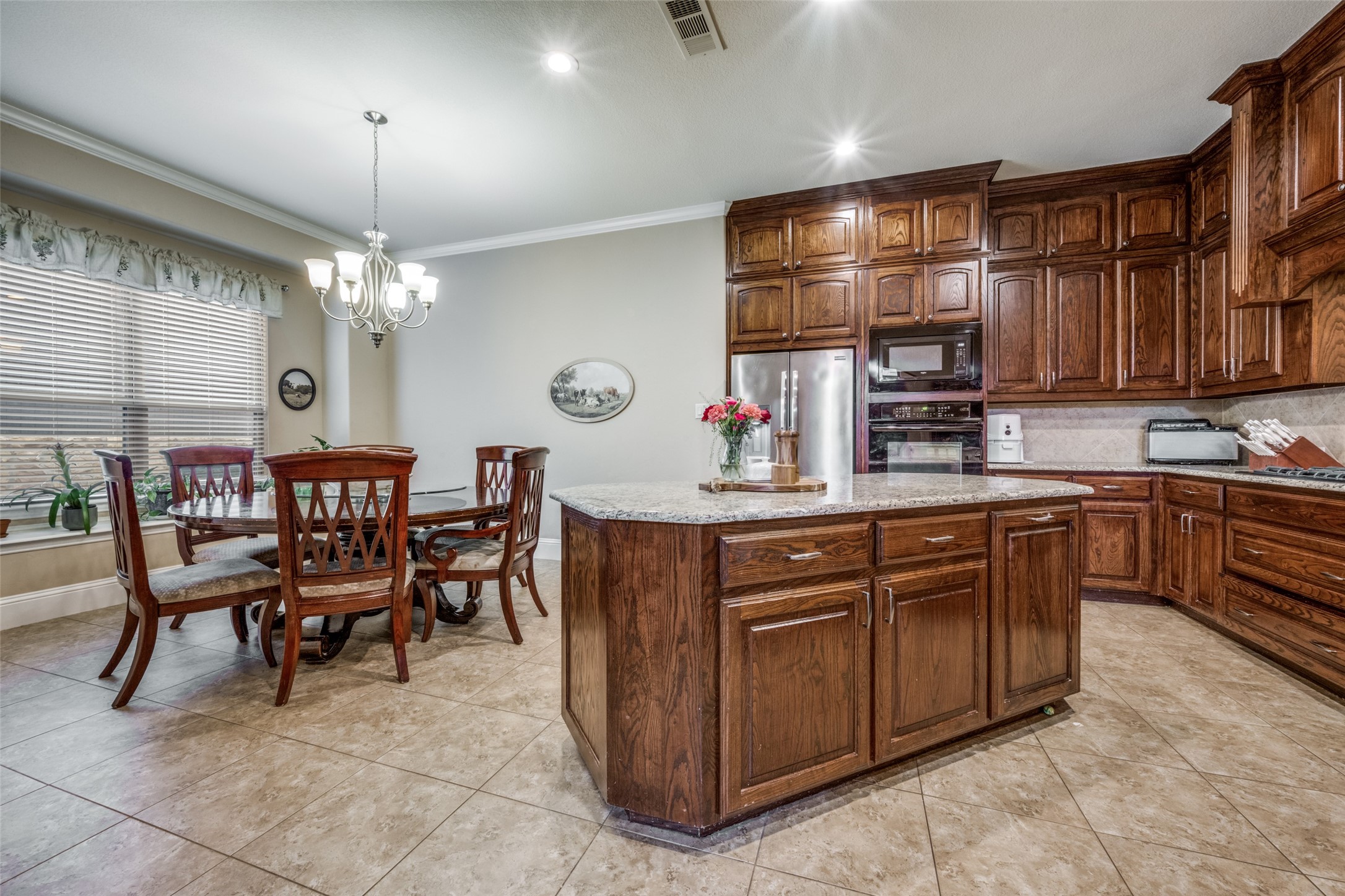 2807 Millington Drive Highland Village TX 75077