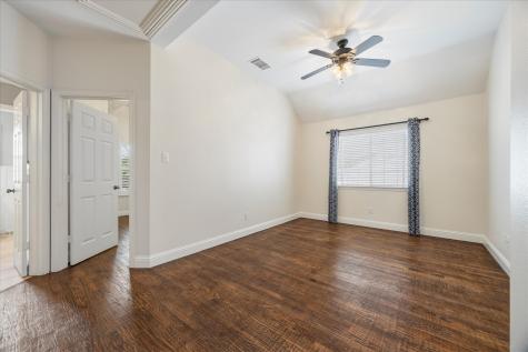946 Briar Oaks Drive Rockwall TX 75087